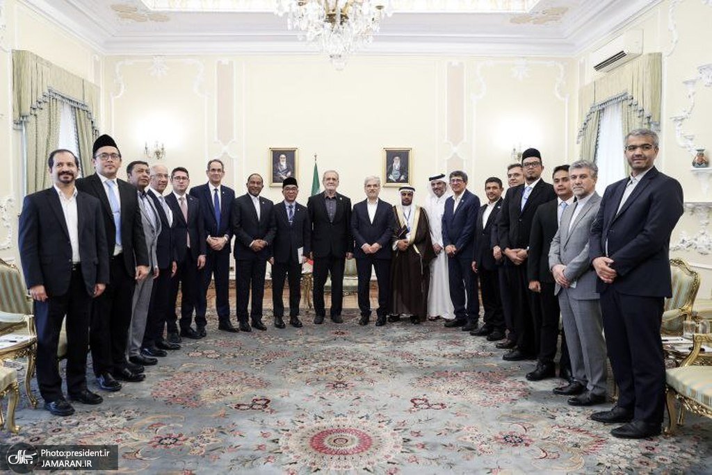 دیدار پزشکیان با برخی هیات‌های خارجی در تهران+عکس