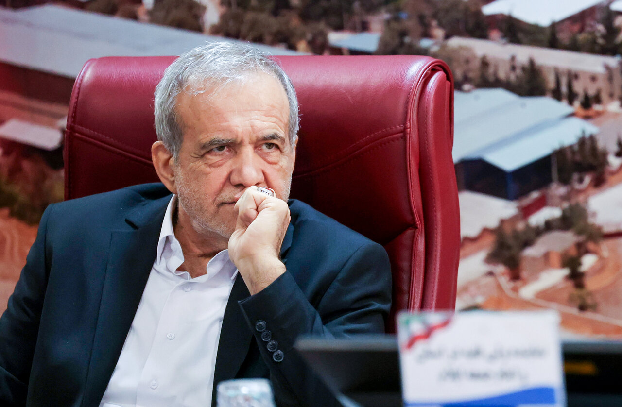 ببینید | احساساتی شدن پزشکیان در مقابل یک اقدام ارزشمند