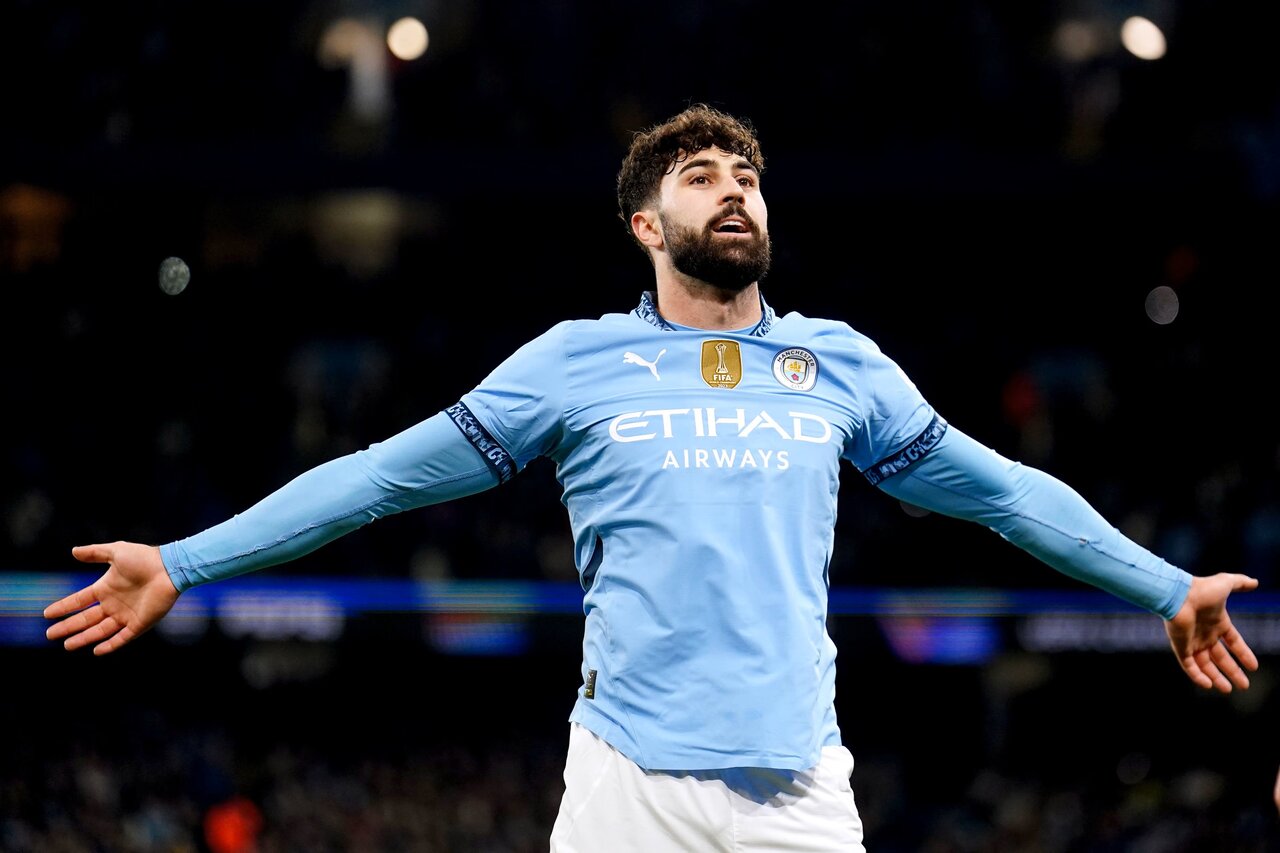 عکس | ستاره منچسترسیتی در میدان جنگ؛ مدافع سیتیزن‌ها کماندو شد!