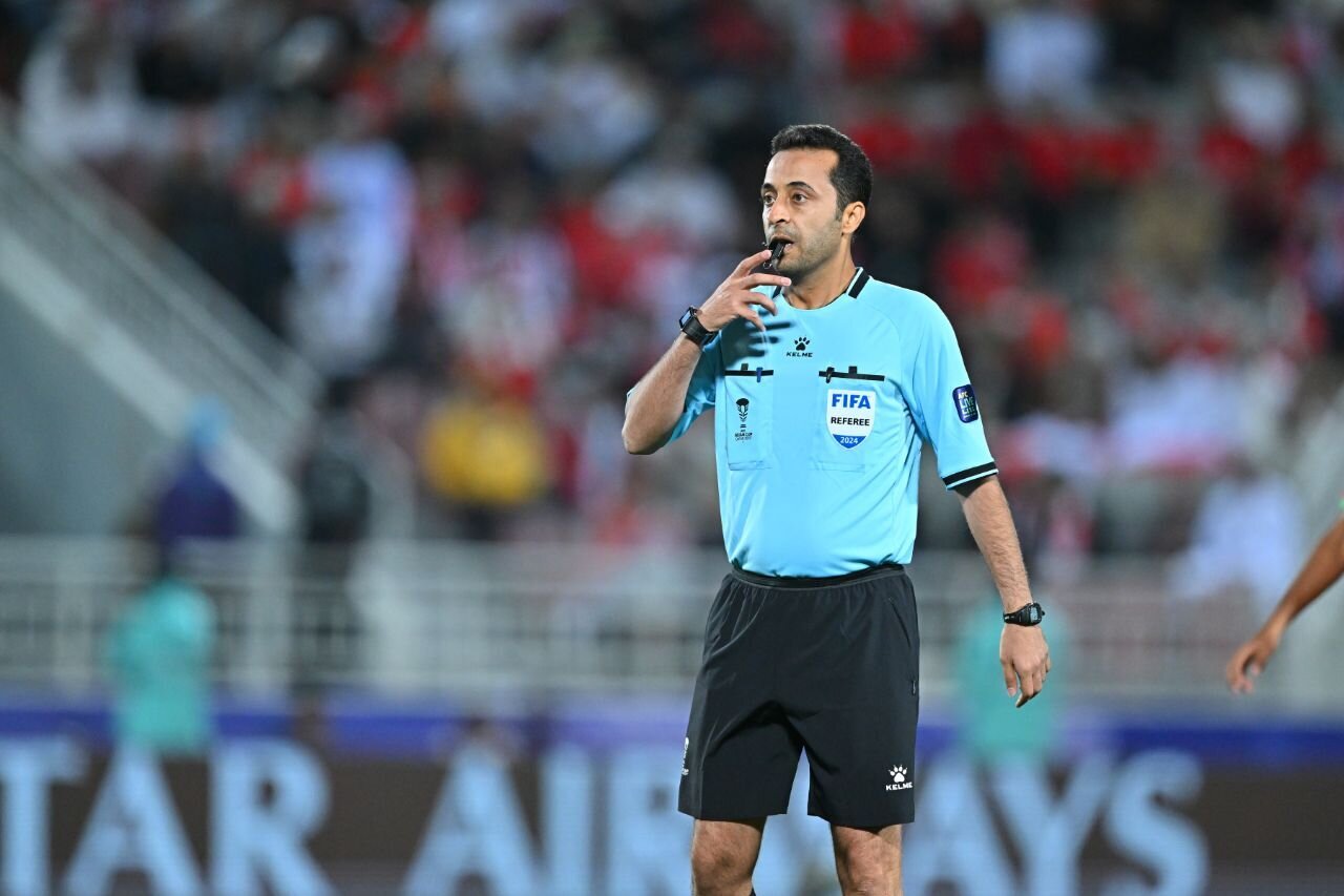 ببینید | شوک بزرگ در اهواز؛ تهدید جانی داور روی سکوها!