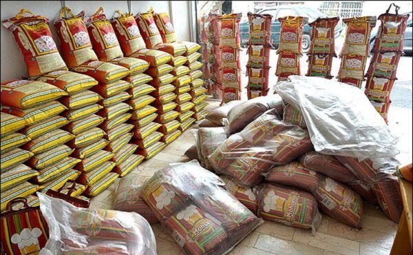 فاصله نجومی قیمت گمرک و بازار در ۷ کالای اساسی/برنج24هزارتومانی را 90هزارتومان می فروشند