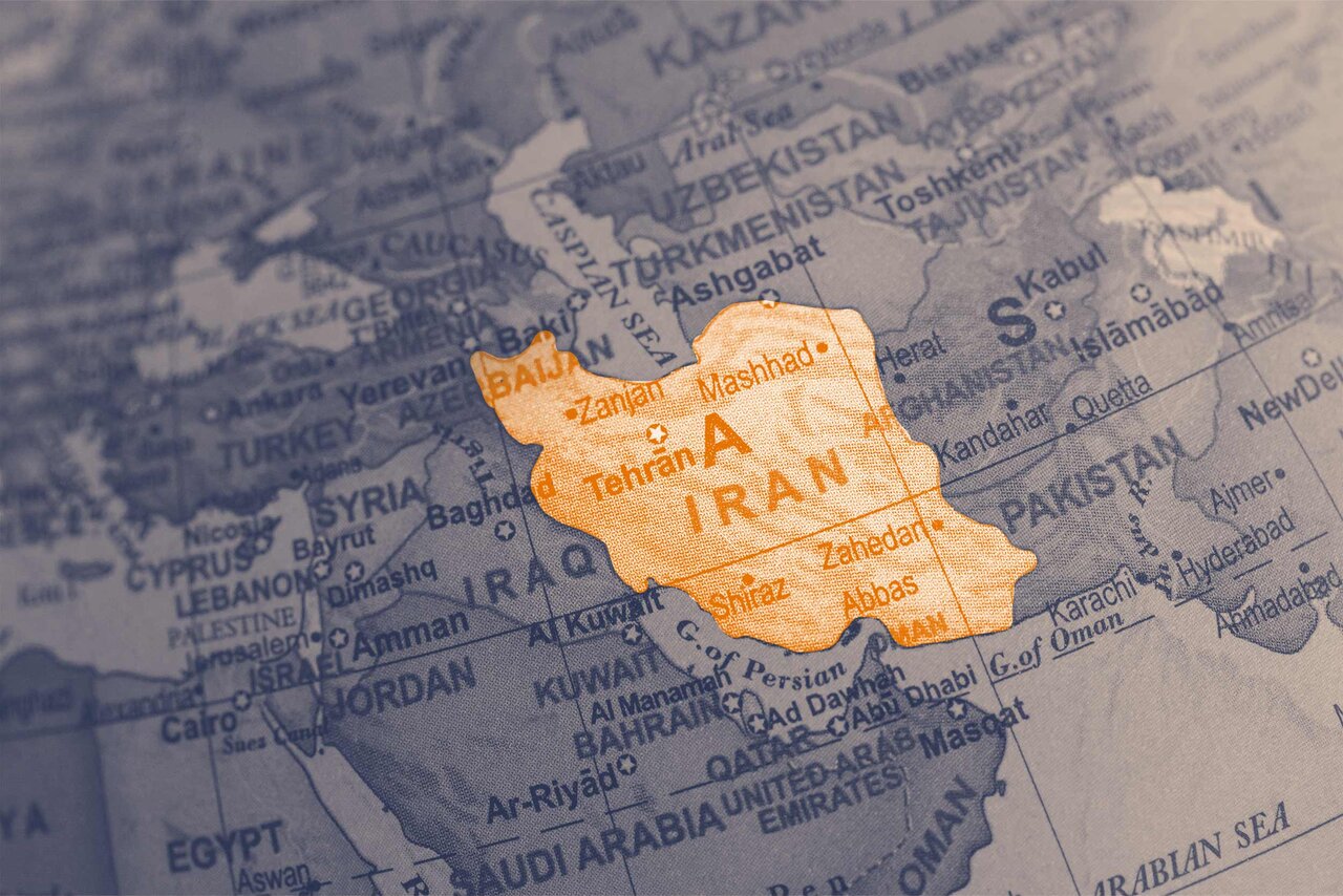 ببینید | اجرای سرود ای ایران، توسط ارکستر سمفونیک تهران به رهبری  نصیر حیدریان