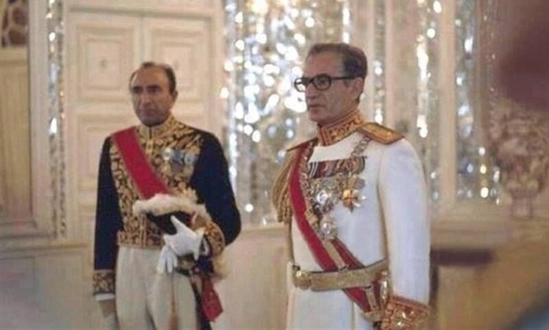 مشروطه‌خواه یا مطلقه‌ساز؟ تضاد پنهان حکومت پهلوی