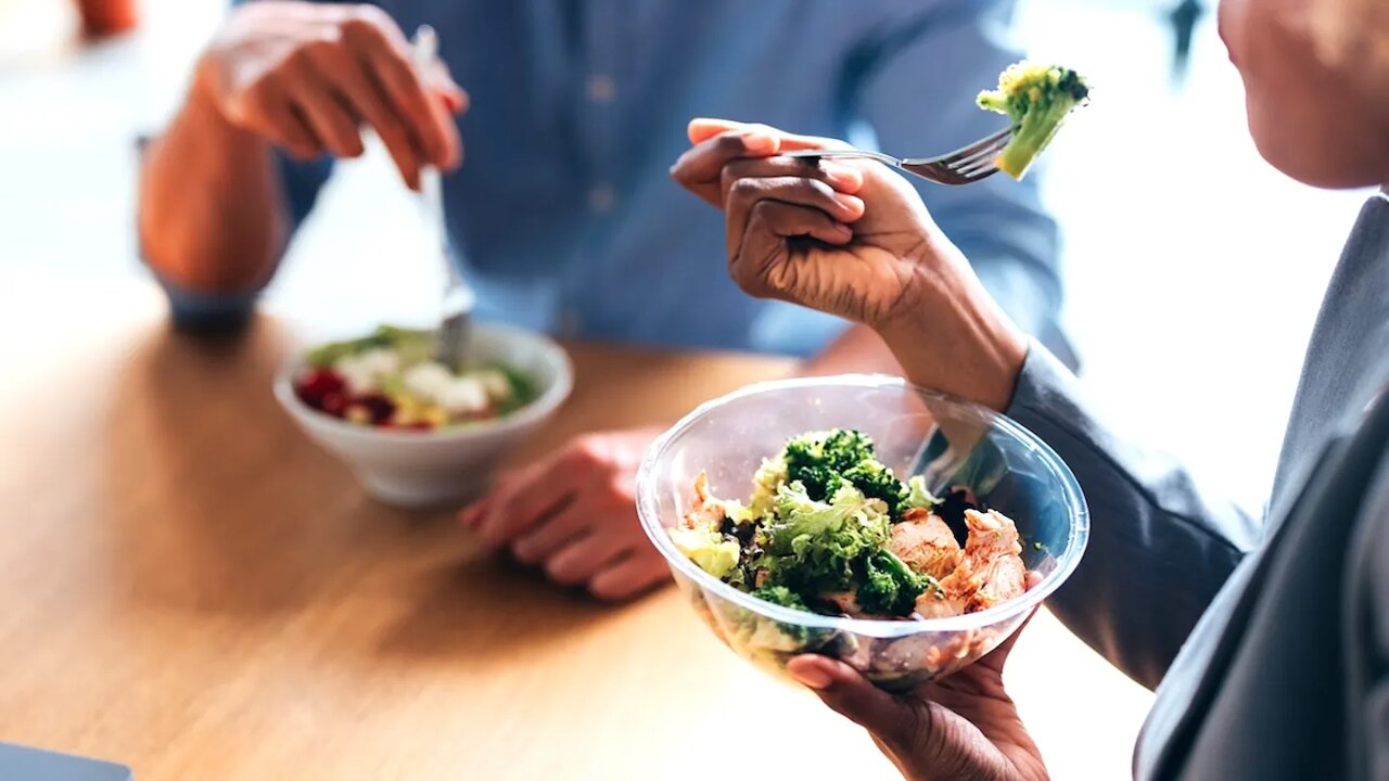 معجزه بزرگ این سبزی در کاهش خطر سرطان روده