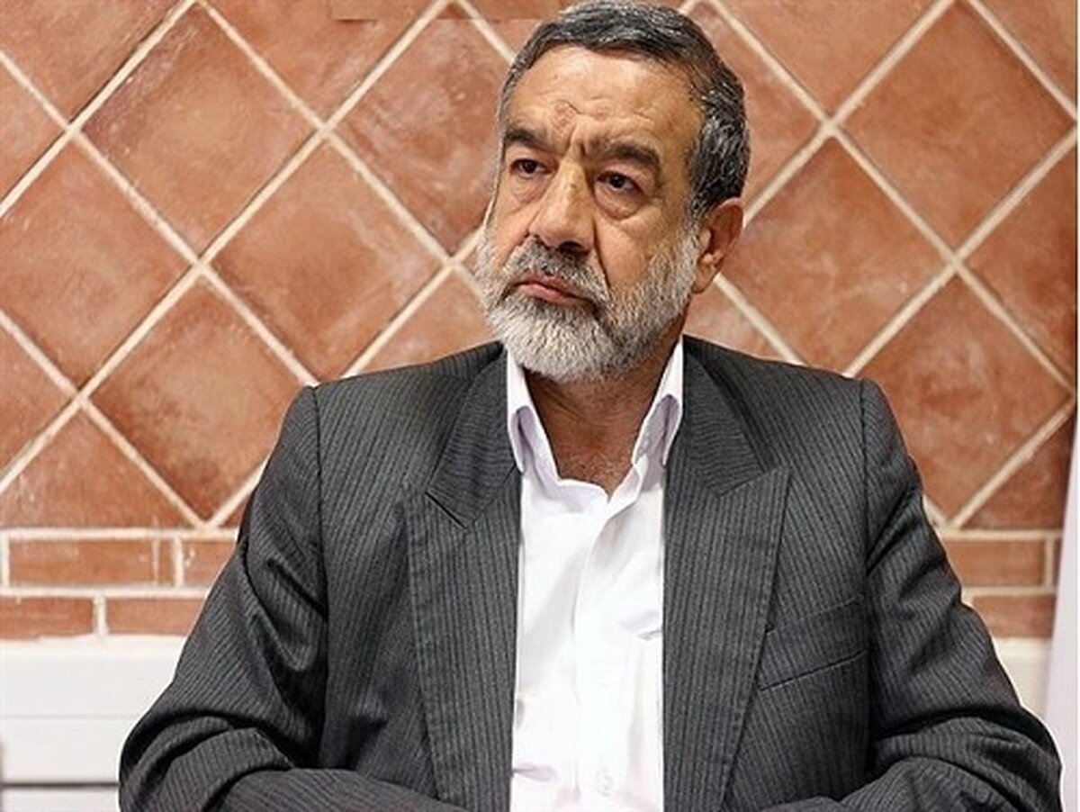 غضنفری: باید توانمندی ساخت سلاح هسته ای را داشته باشیم/ اگر دشمن از سلاح هسته ای استفاده کند نباید دست مان خالی باشد