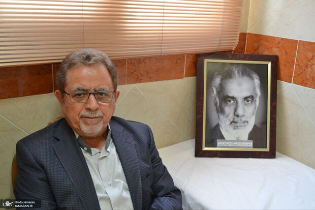 ناگفته‌های «طبیب ­العلما» از بیماری آیت‌الله شریعتمداری/ بازخوانی ادعاهای ایجاد محدودیت برای آمدن دکترها از تهران بر بالین آیت‌الله شریعتمداری