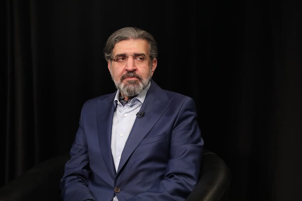 صادق خرازی: به ما اطلاع دادند که شهید خرازی ترور بیولوژیک شده بود/ حالش خوب بود و تحلیل سیاسی می کرد/ چه شد که ایشان ظرف ۳۶ ساعت ناگهان حالش وخیم شد؟ صادق خرازی: به ما اطلاع دادند که شهید خرازی ترور بیولوژیک شده بود/ حالش خوب بود و تحلیل سیاسی می کرد/ چه شد که ایشان ظرف ۳۶ ساعت ناگهان حالش وخیم شد؟