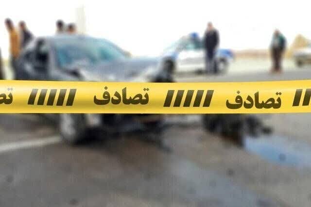 مینیبوس واژگون شد؛ ۳ کشته و ۱۷ مصدوم در بزرگراه کردستان / برخورد مرگبار با پژو و کیا / ۱۵ سرنشین در مینیبوس محبوس شدند مینیبوس واژگون شد؛ ۳ کشته و ۱۷ مصدوم در بزرگراه کردستان / برخورد مرگبار با پژو و کیا / ۱۵ سرنشین در مینیبوس محبوس شدند