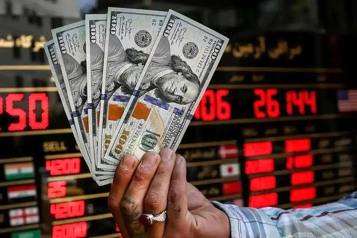قیمت یورو، دلار و انواع ارزها امروز ۵ آبان ۱۴۰۵ در زمان بازگشایی بازار/ دلار ۲۷۱ هزار و ۵۰۰ تومان قیمت پیدا کرد + جدول