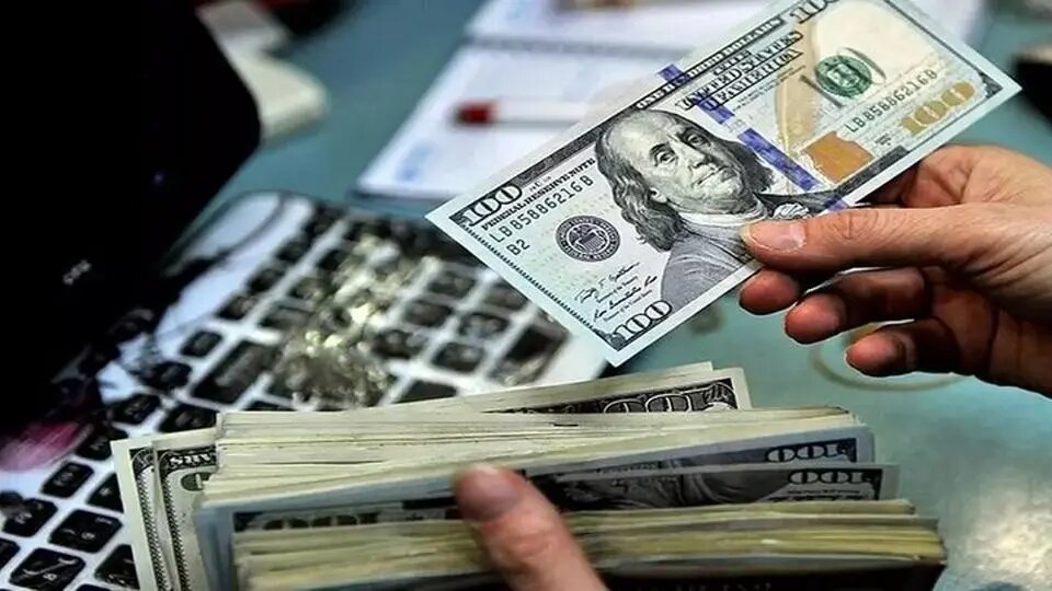 قیمت دلار، یورو و انواع ارزها امروز ۱۵ مهر ۱۴۰۵ در زمان بازگشایی بازار/ یورو چند قیمت خورد؟ + جدول قیمت دلار، یورو و انواع ارزها امروز ۱۵ مهر ۱۴۰۵ در زمان بازگشایی بازار/ یورو چند قیمت خورد؟ + جدول